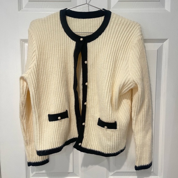 Jing Women's Black Chanel style Cardigan + plaid Skirt set - Picture 3 of 7